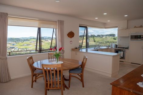 Photo of property in 95 Cable Bay Block Road, Cable Bay, 0420