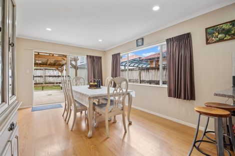 Photo of property in 75 Meadowland Drive, Somerville, Auckland, 2014