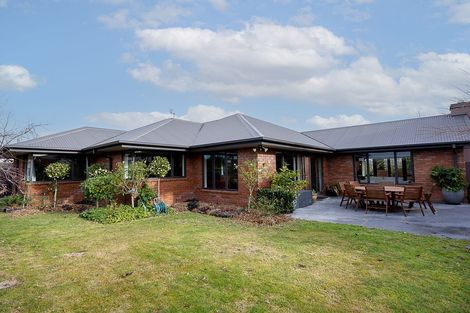 Photo of property in 14 Dunmurry Place, Casebrook, Christchurch, 8051