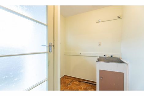 Photo of property in 32 Woodgrove Avenue, North New Brighton, Christchurch, 8083