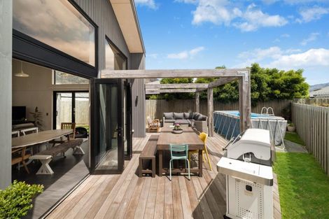 Photo of property in 14 Bellamore Street, Lake Hayes, Queenstown, 9304