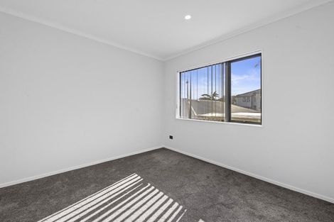 Photo of property in 7/72 Howe Street, Howick, Auckland, 2014