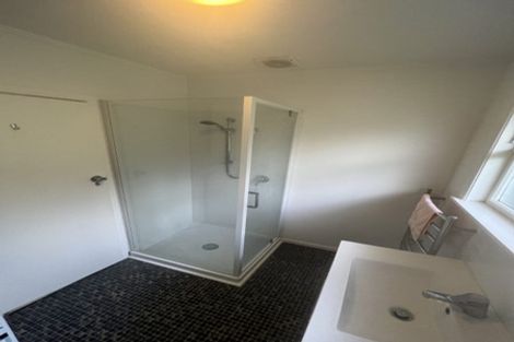 Photo of property in 17 Seatoun Heights Road, Miramar, Wellington, 6022