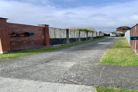 Photo of property in 50b Hartford Crescent, Totara Park, Upper Hutt, 5018