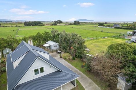 Photo of property in 53 Atkinson Avenue, Otaki Beach, Otaki, 5512