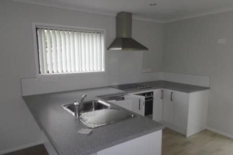 Photo of property in 96 Chislehurst Street, Henderson, Auckland, 0612