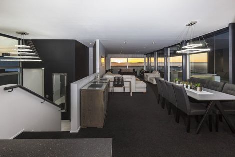 Photo of property in 12 Harry Ell Drive, Cashmere, Christchurch, 8022