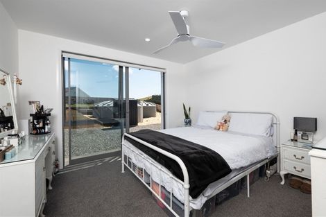 Photo of property in 2 Fernbird Grove, Kerikeri, 0294