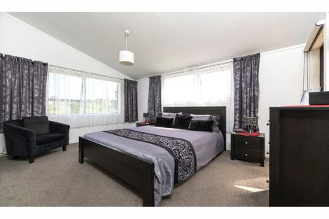 Photo of property in 38 Riddell Road, Kerikeri, 0230