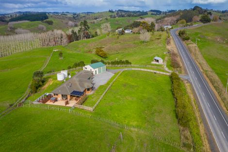 Photo of property in 932 Wharehine Road, Wharehine, Wellsford, 0973