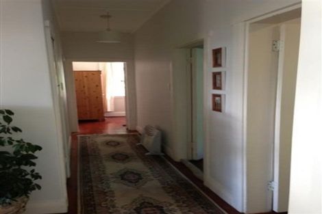 Photo of property in 15 Palliser Road, Roseneath, Wellington, 6011