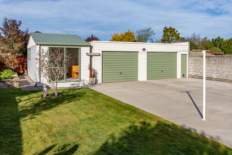 Photo of property in 17 Cedars Street, Hoon Hay, Christchurch, 8025