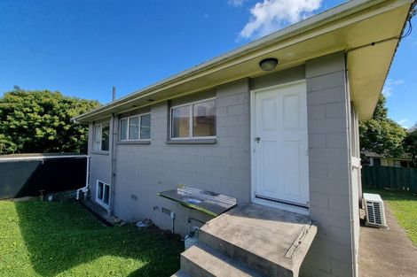 Photo of property in 3/68 Takutai Avenue, Half Moon Bay, Auckland, 2012