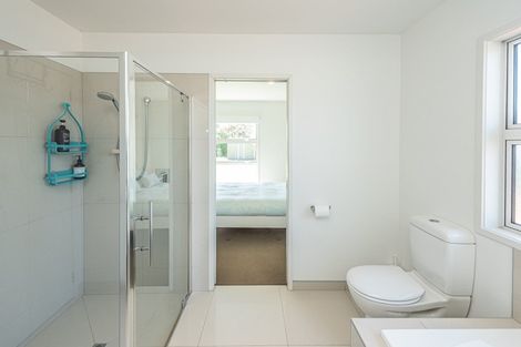 Photo of property in 16 Egmont Street, Patea, 4520