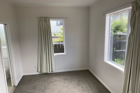 Photo of property in 34b Toru Street, Te Atatu Peninsula, Auckland, 0610