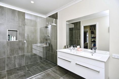 Photo of property in 56 Watkins Drive, Rangiora, 7400