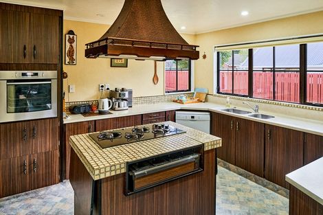 Photo of property in 36 Waddington Drive, Naenae, Lower Hutt, 5011