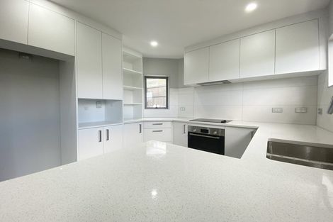 Photo of property in 7a La Trobe Street, Pakuranga Heights, Auckland, 2010