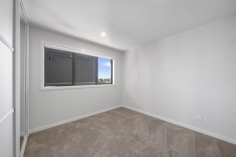 Photo of property in 35 Kikorangi Drive, Wainui, Silverdale, 0992