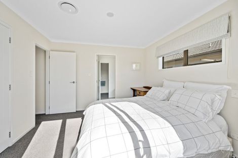 Photo of property in 40 Hurunui Drive, Te Awa, Napier, 4110