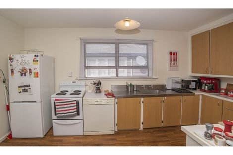 Photo of property in 2/34 Whitmore Street, Edgeware, Christchurch, 8013