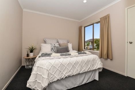 Photo of property in 77 Farringdon Avenue, Rototuna North, Hamilton, 3210