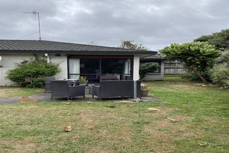 Photo of property in 22 Saint James Court, Paraparaumu, 5032