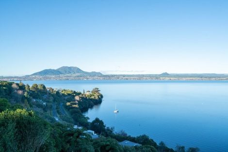 Photo of property in 2/71 Wakeman Road, Acacia Bay, Taupo, 3330