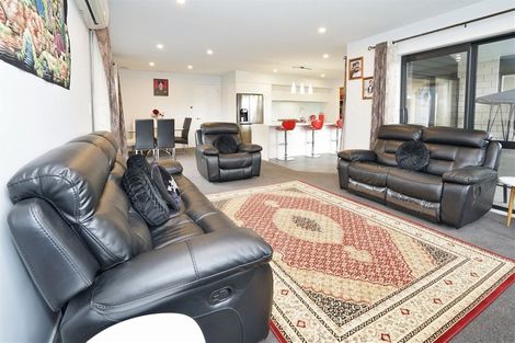 Photo of property in 10 Kemble Place, Flagstaff, Hamilton, 3210