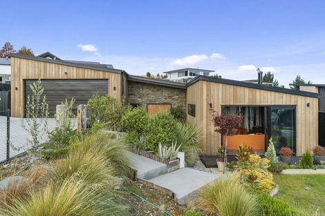 Photo of property in 10 Mills Road, Wanaka, 9305