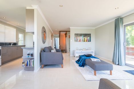 Photo of property in 15 Spargo Road, Massey, Auckland, 0614