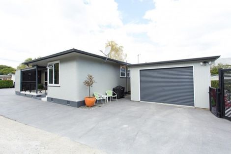 Photo of property in 21 Great North Road, Saint Johns Hill, Whanganui, 4501