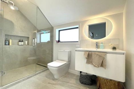 Photo of property in 14a Middleton Road, Johnsonville, Wellington, 6037