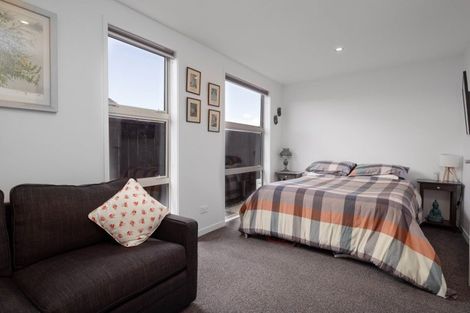 Photo of property in 28 Marion Crescent, Papamoa Beach, Papamoa, 3118