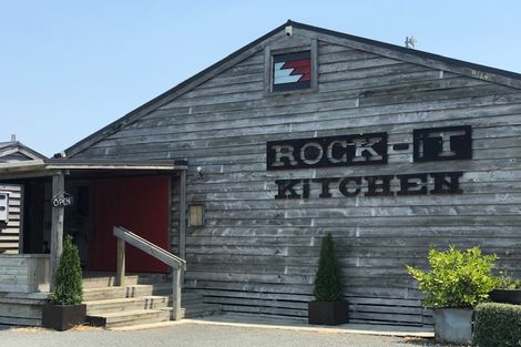 Photo of property in 8 Wainamu Road, Raglan, 3297