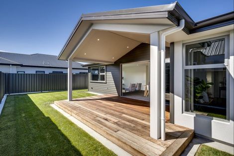 Photo of property in 18 Whangaehu Place, Te Awa, Napier, 4110