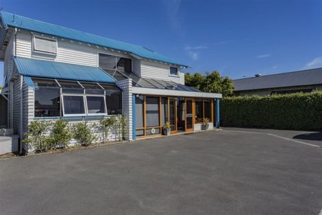 Photo of property in 4 Whitmore Street, Edgeware, Christchurch, 8013