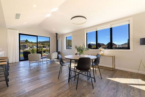 Photo of property in 22 Woolshed Road, Jacks Point, Queenstown, 9371