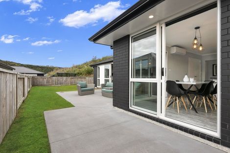 Photo of property in 59 Awataha Crescent, Pyes Pa, Tauranga, 3110