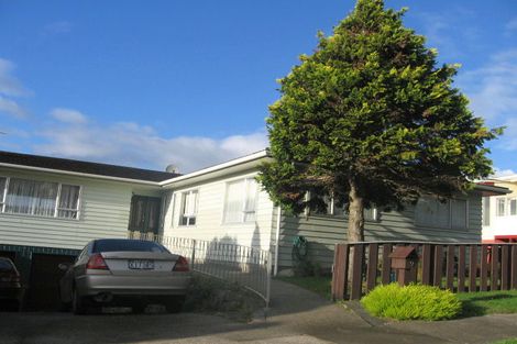 Photo of property in 9 Katarina Grove, Tawa, Wellington, 5028