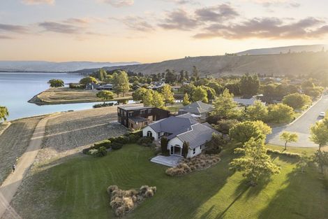 Photo of property in 16 Wakefield Lane, Mount Pisa, Cromwell, 9383