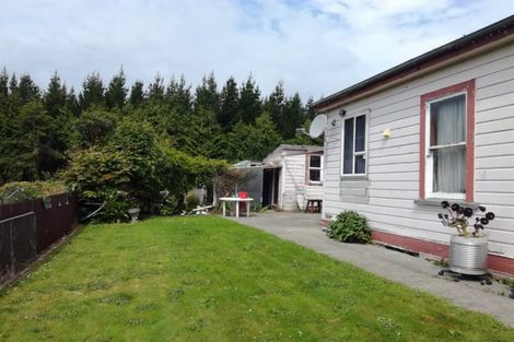 Photo of property in 30 Railway Road, Tuatapere, 9620