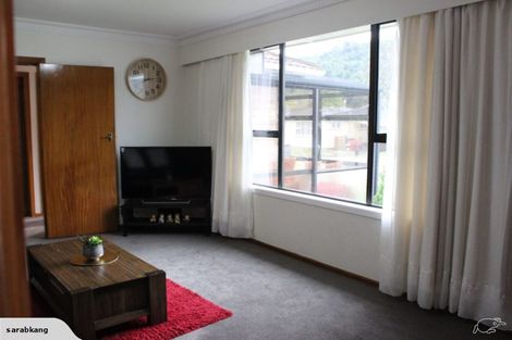 Photo of property in 58 Holdsworth Avenue, Trentham, Upper Hutt, 5018