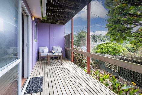 Photo of property in 63 Sea View Road, Baylys Beach, 0377