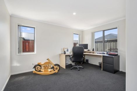 Photo of property in 78 Penetaka Heights, Pyes Pa, Tauranga, 3112