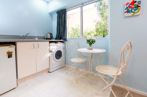 Photo of property in Capital Hill Apartments, 12/54 Hill Street, Thorndon, Wellington, 6011