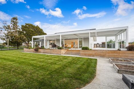 Photo of property in 4 Parlane Drive, Huapai, Kumeu, 0810