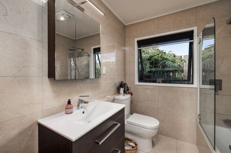 Photo of property in 35 Skudders Beach Road, Kerikeri, 0294