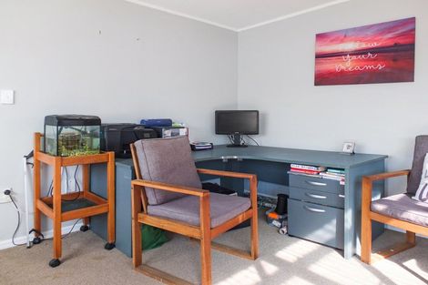 Photo of property in 16a Shortt Street, Foxton Beach, Foxton, 4815