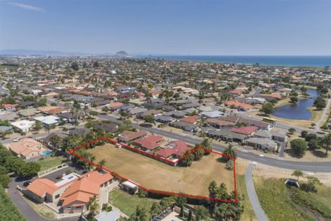 Photo of property in 9 Beachwater Drive, Papamoa Beach, Papamoa, 3118